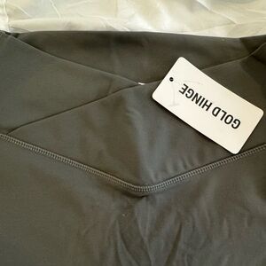 Gold Hinge Dull Pine Fitted Flare Yoga Pants